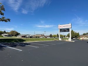 seal coat and striping at D&B supply Nampa